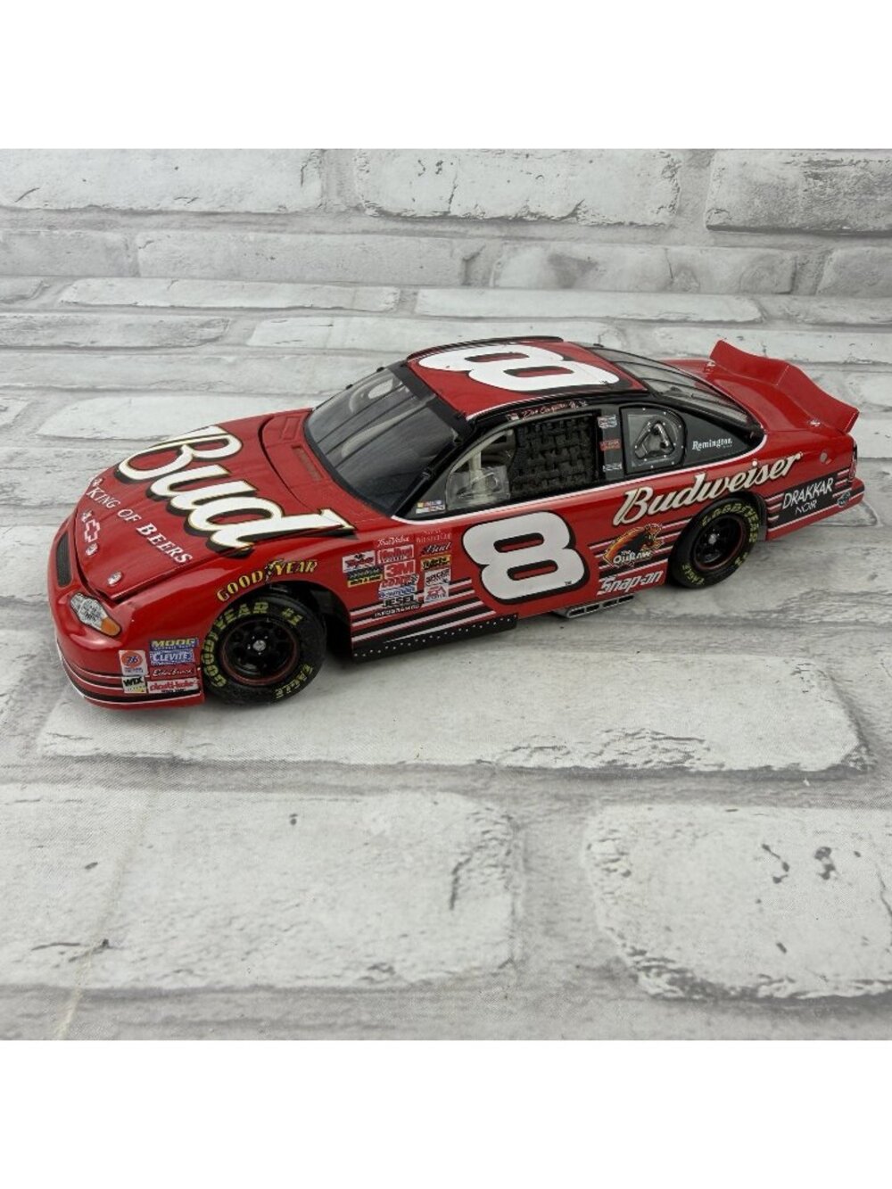 Action Dale Earnhardt Jr 2002 #8 Budweiser 1:24 Bud NASCAR Diecast Bud